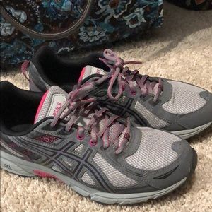 ASICS women’s sneakers